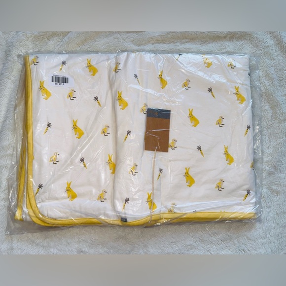 NIB Kyte Hop Toddler Blanket - Picture 2 of 3